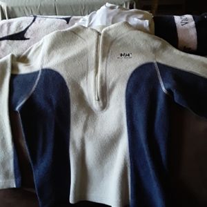 Helly  Hansen top